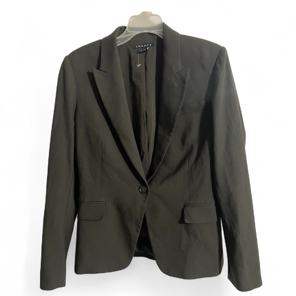 Theory Lynnia Blazer in Good Wool